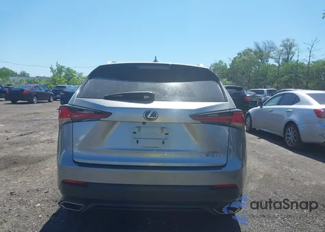 2018 Lexus Nx 300 z USA, uszkodzony, nr VIN JTJBARBZ2J2149602